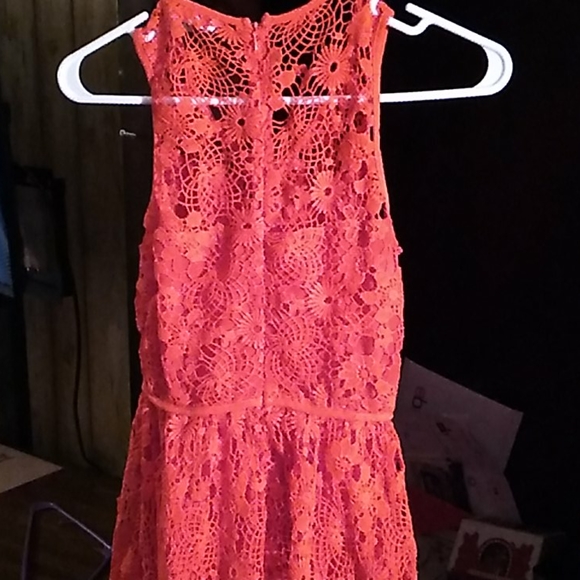 Dress - Picture 3 of 4